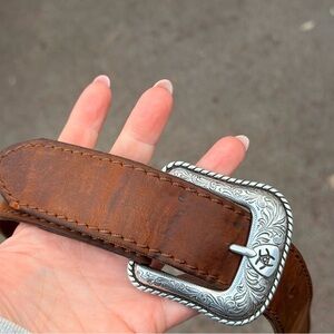 Justin Leather Belt With Ariat Belt Buckle Size 36